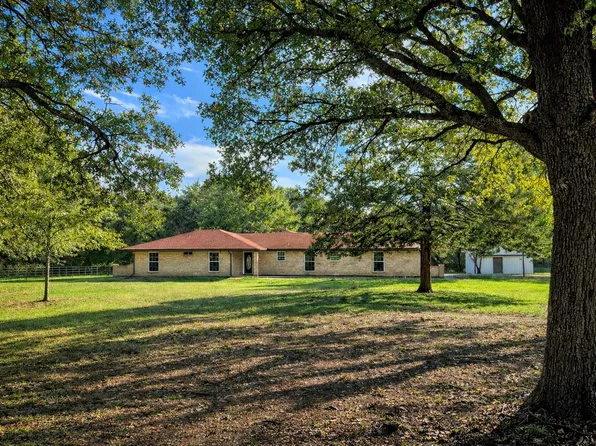 377 County Road 3501, Greenville, TX 75402