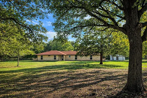 377 County Road 3501 Photo 1