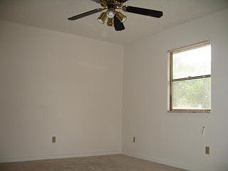 3rd image of 4451 Melissa Ct W