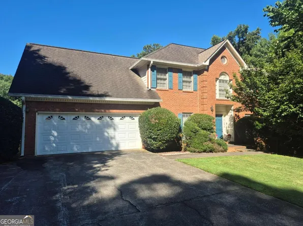 1294 Golf Link Dr, Stone Mountain, GA 30088