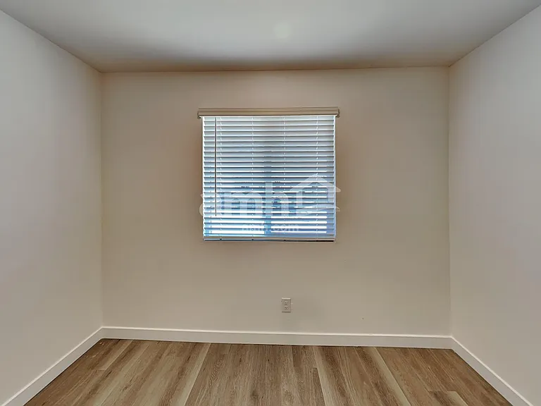 6312 W Calle Bilboa — Photo 13