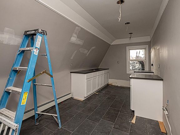 2nd image of 14 N 9th St #3A