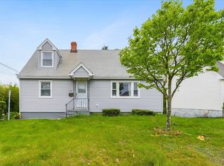 31 Mount Ave, Worcester, MA 01606