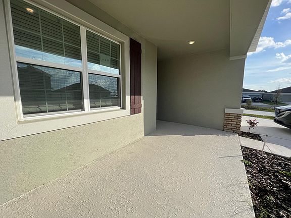 4th image of 531 Short Ln