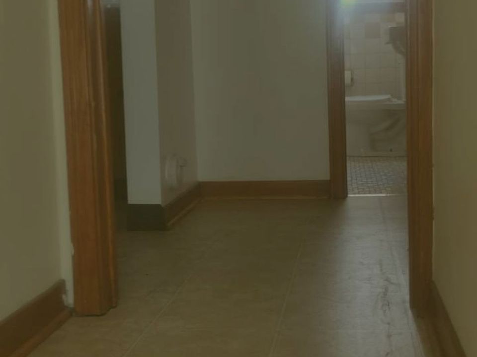 2nd image of 1302 Walden Ave #2