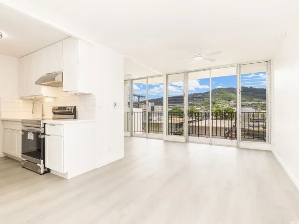 2121 Algaroba St APT 301, Honolulu, HI 96826