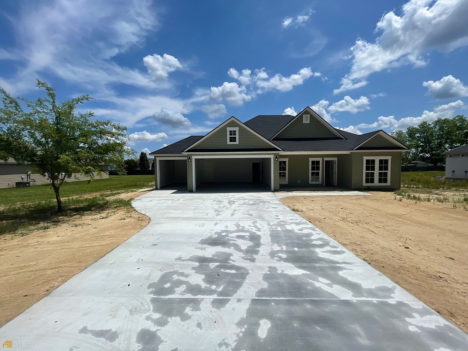 57 W Stanley Rd, Ray City, GA 31645 | Zillow