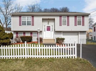 19 Virginia Ave, Woonsocket, RI 02895