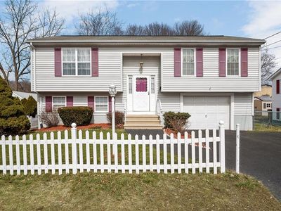 19 Virginia Ave, Woonsocket, RI, 02895