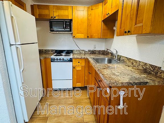 4th image of 3201 40th Ave N Unit A