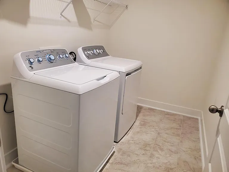 474 Clark Creek Ln — Photo 11