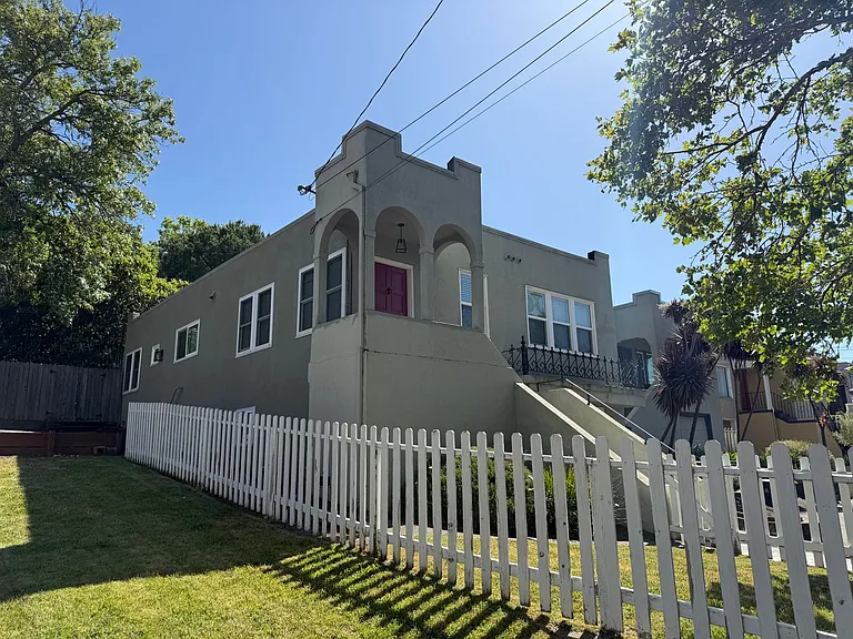 15 Octavia St — Photo 19