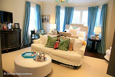 Rented by Anita Loewy, Inc