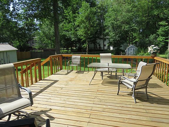 3rd image of 109 Reyn Cir