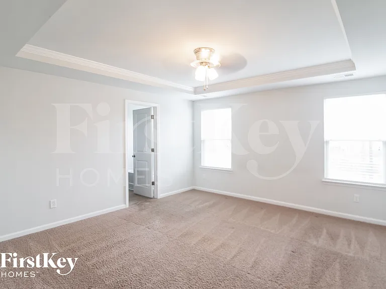 328 Cantley Ct — Photo 8