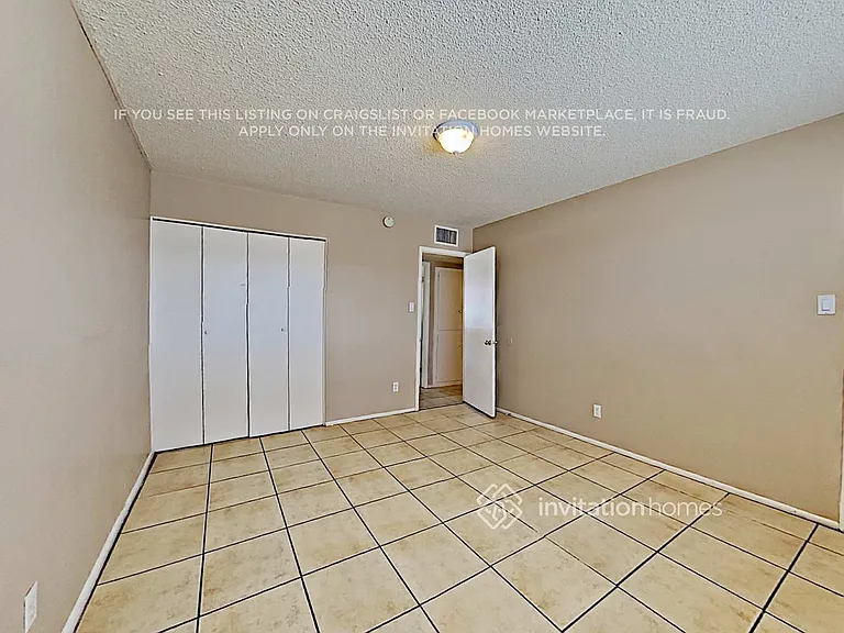 7502 W Indianola Ave — Photo 9