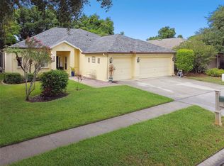 7647 Nottinghill Sky Dr, Apollo Beach, FL 33572