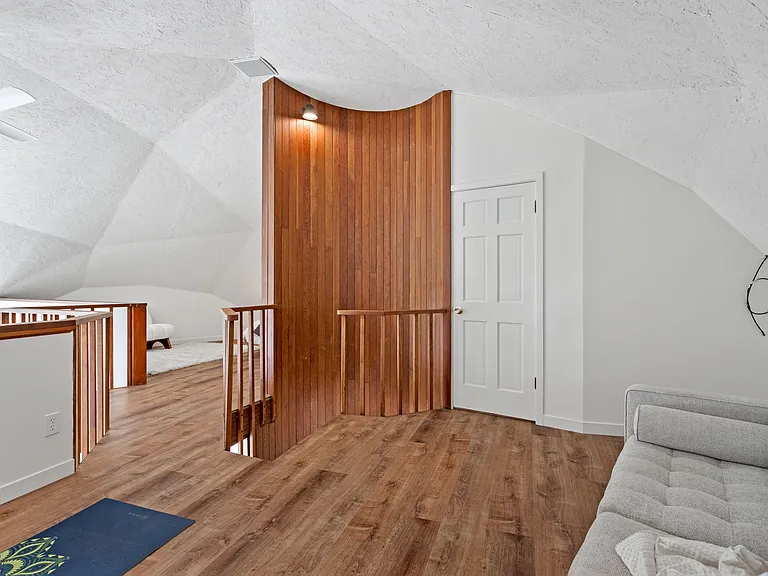7005 Lake View Point Dr — Photo 25