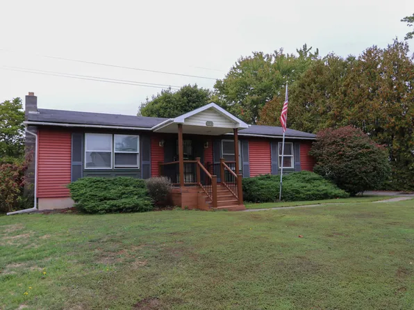35 Tremblay Ave, Plattsburgh, NY 12901