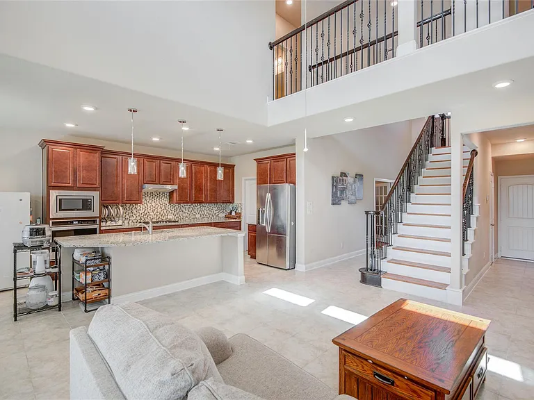 12902 Oak Falls Dr — Photo 10