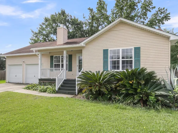 105 Conductor Ct, Summerville, SC 29486