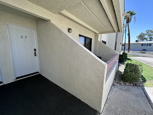 441 Moser Ave Photo 1