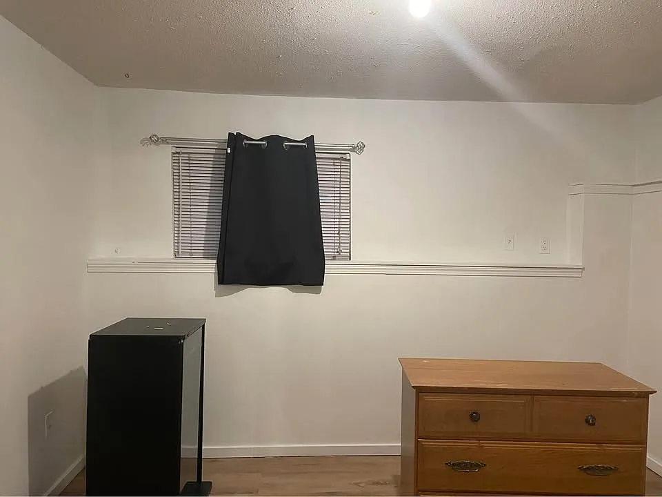 3 bed, $2,350 — Photo 4