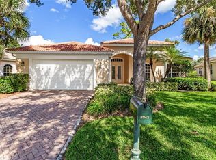 3942 Recreation Ln, Naples, FL 34116