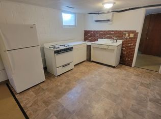 421 1/2 Prentis Ave, Vermillion, SD 57069