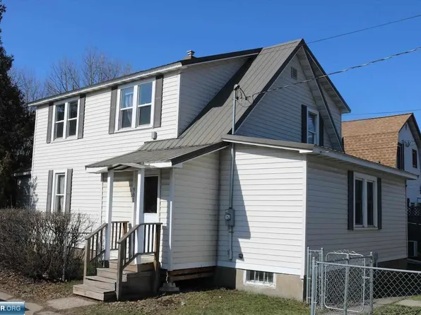 301 9th St S, Virginia, MN 55792