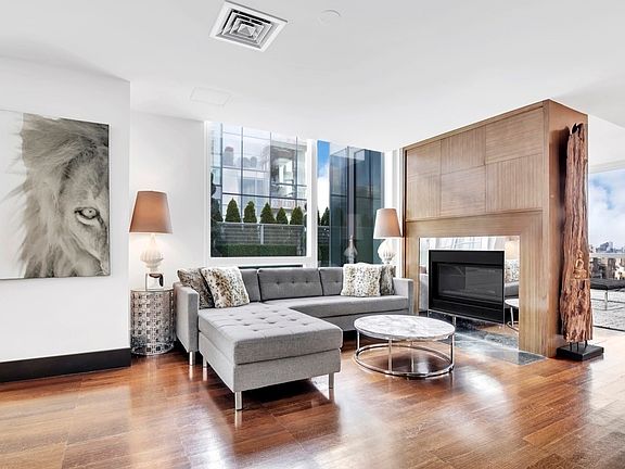 5th image of 151 E 85th St Penthouse D