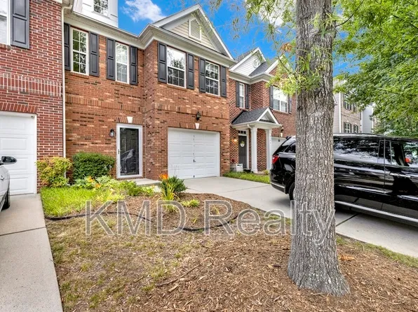 9598 Walkers Glen Dr, Concord, NC