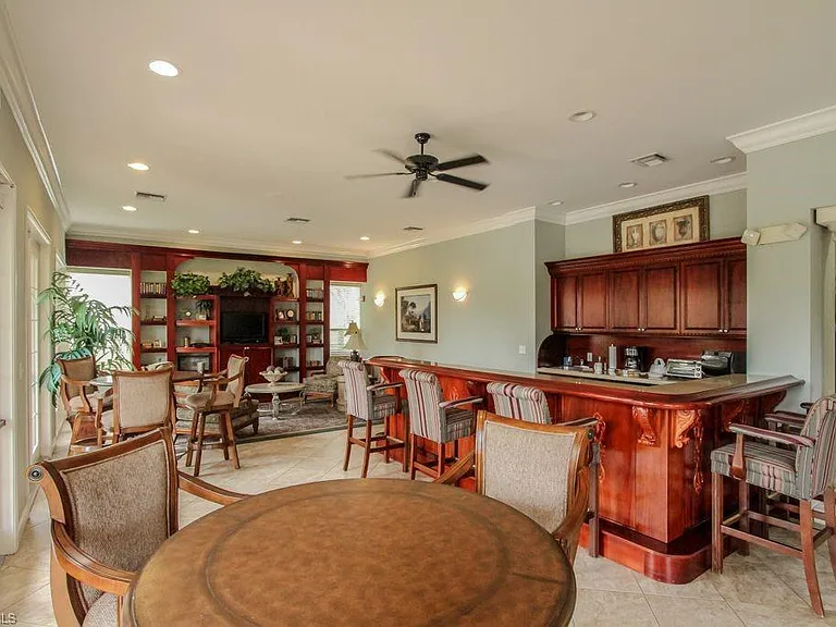 1810 Florida Club Cir #1204 — Photo 23