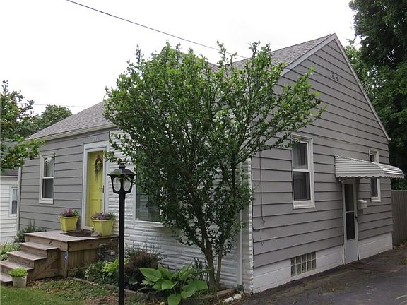 2nd image of 396 Saint Leger Ave