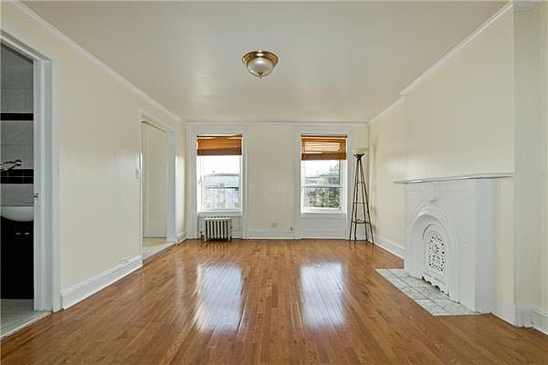 1st image of 350 Macon St APT 3