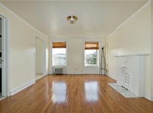 350 Macon St APT 3, Brooklyn, NY 11233