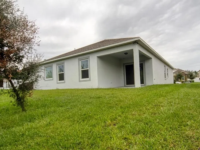 276 Milestone Dr — Photo 5