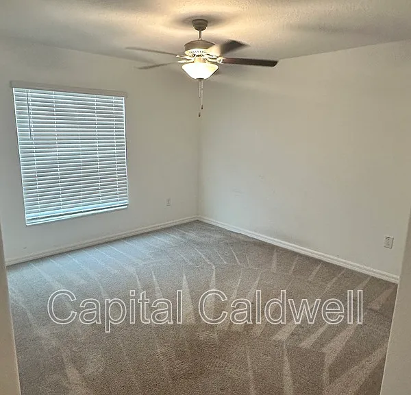 5517 Blue Azure Dr — Photo 13