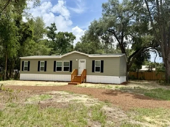 713 NE 3rd St, Chiefland, FL 32626