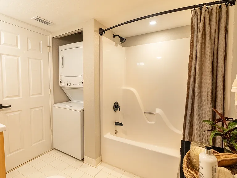 3675 Seaside Dr #434 — Photo 10