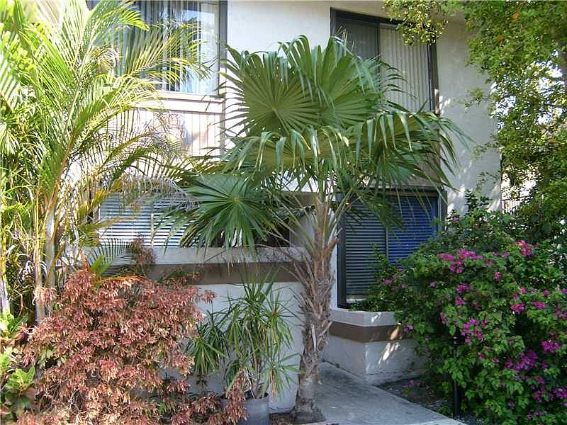 1st image of 2739 NE 164th St #81