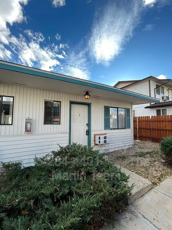 1 bed, 1.0 bath, 576 sqft, $1,250 — Photo 1