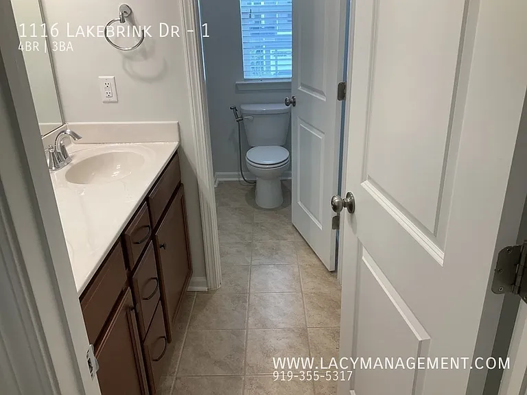 1116 Lakebrink Dr #1 — Photo 21