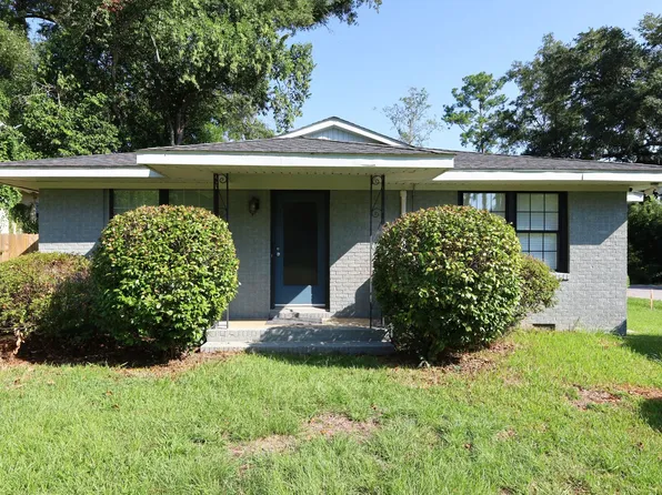 308 E Jane Street