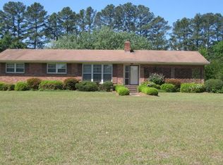 617 Bethune Hwy, Bishopville, SC 29010