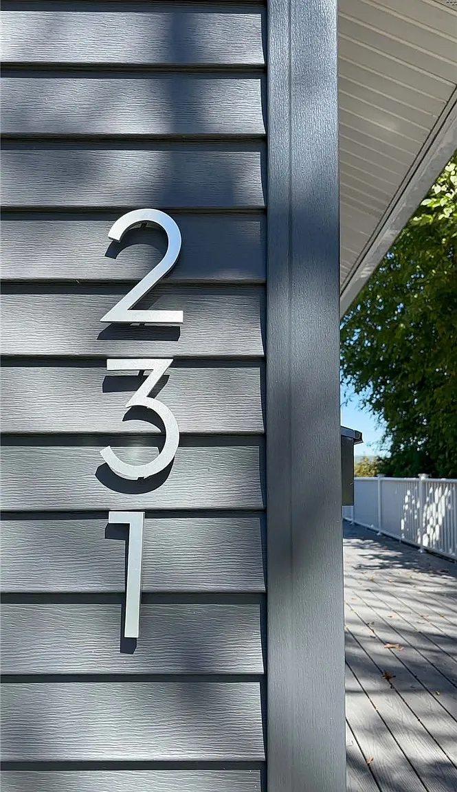 3 bed, 2.0 bath, 2187 sqft, $3,500 — Photo 2
