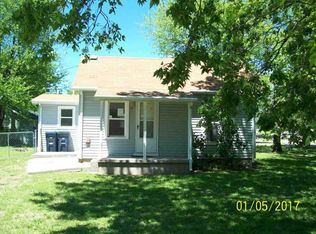 402 W 7th Ave, El Dorado, KS 67042