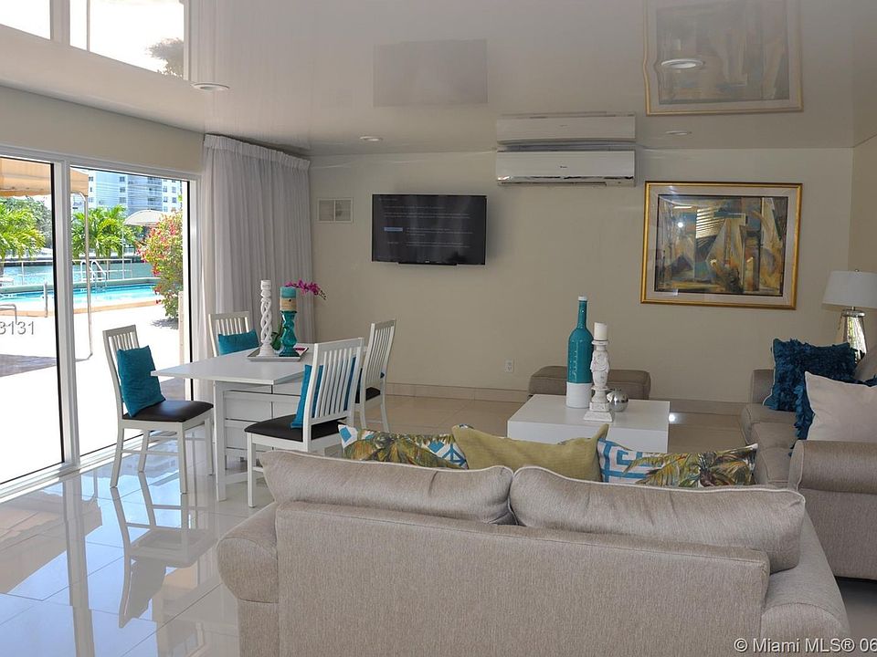 1st image of 220 Kings Point Dr APT 206