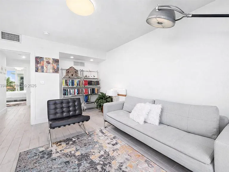 41 N Shore Dr — Photo 16