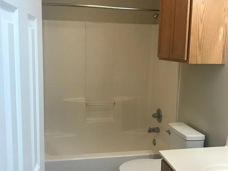 310 N Brentwood Ave — Photo 7